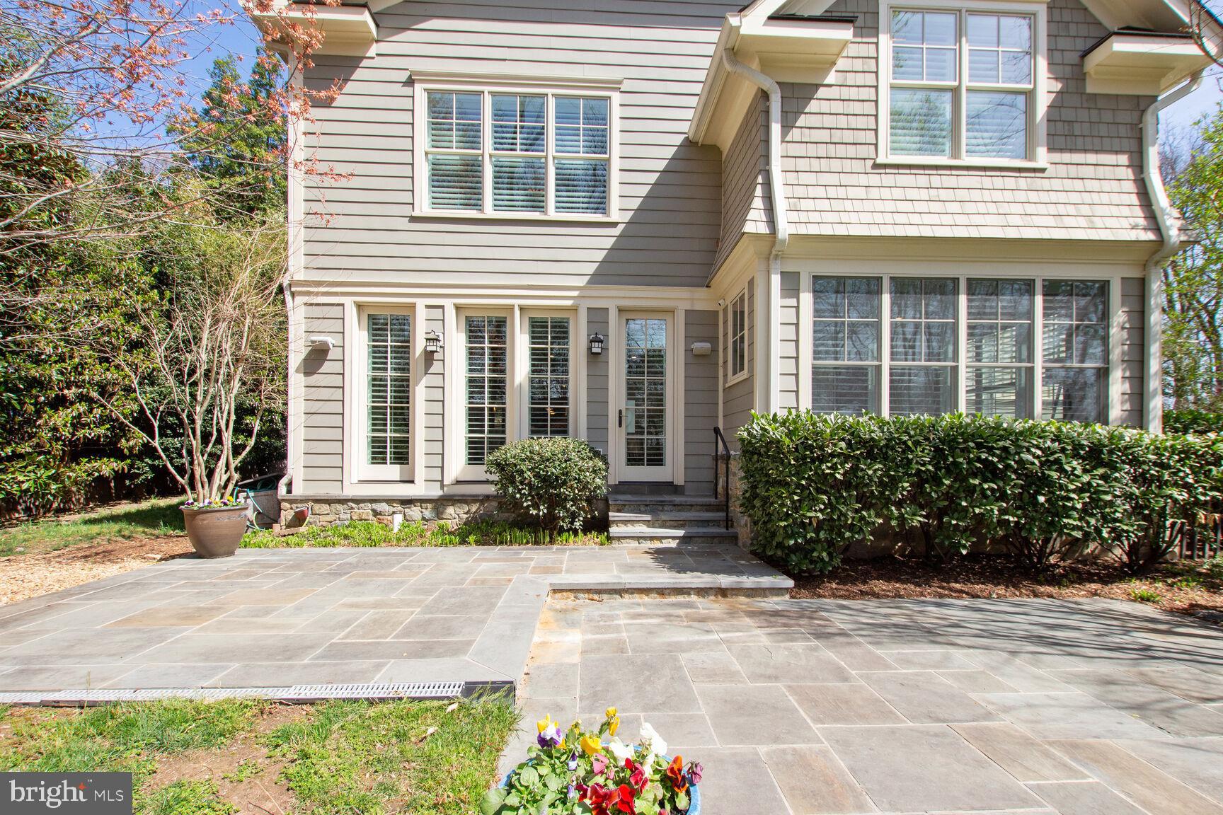 5504 Mohican Road Bethesda, MD 20816 - Photo 12 of 51