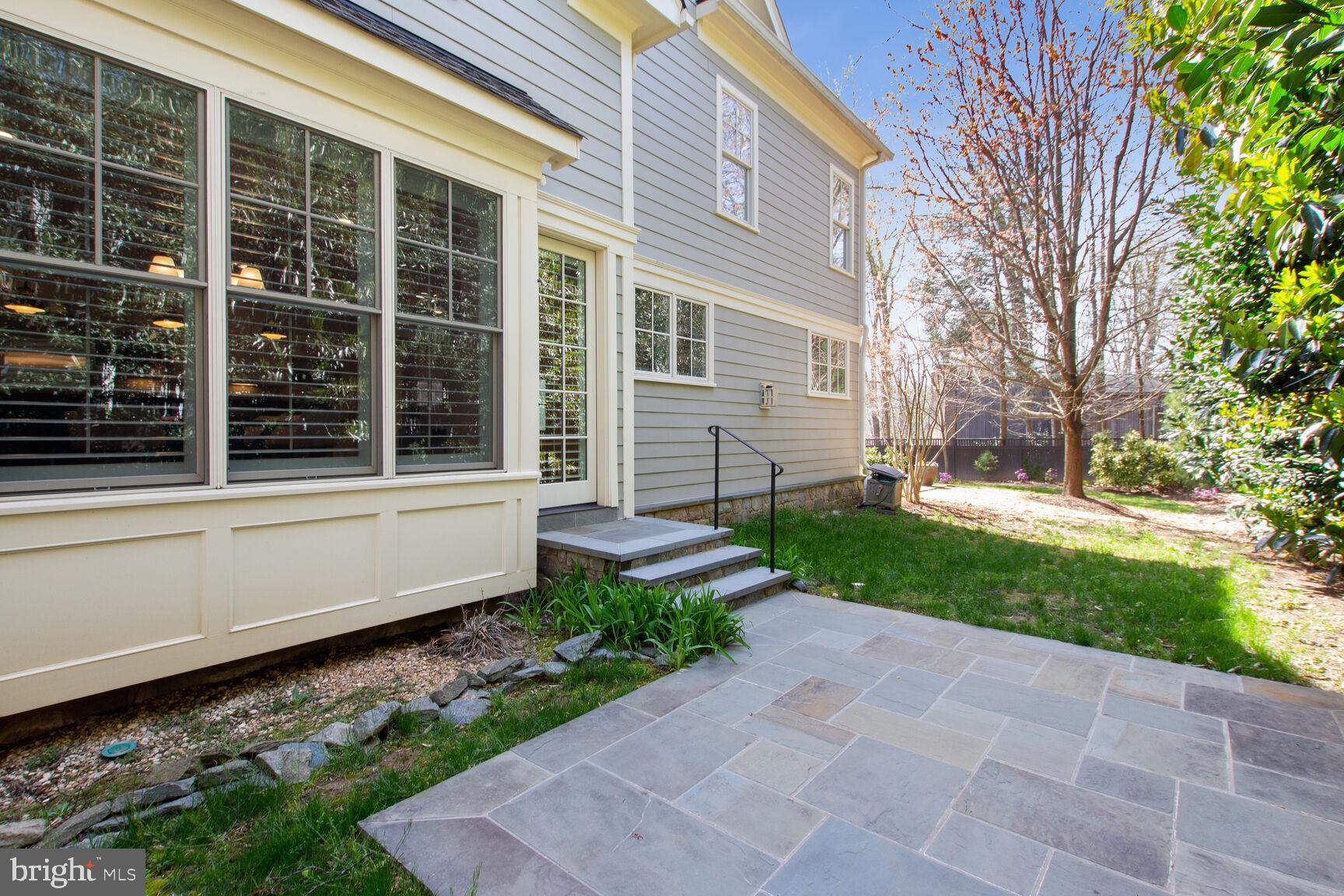 5504 Mohican Road Bethesda, MD 20816 - Photo 17 of 51