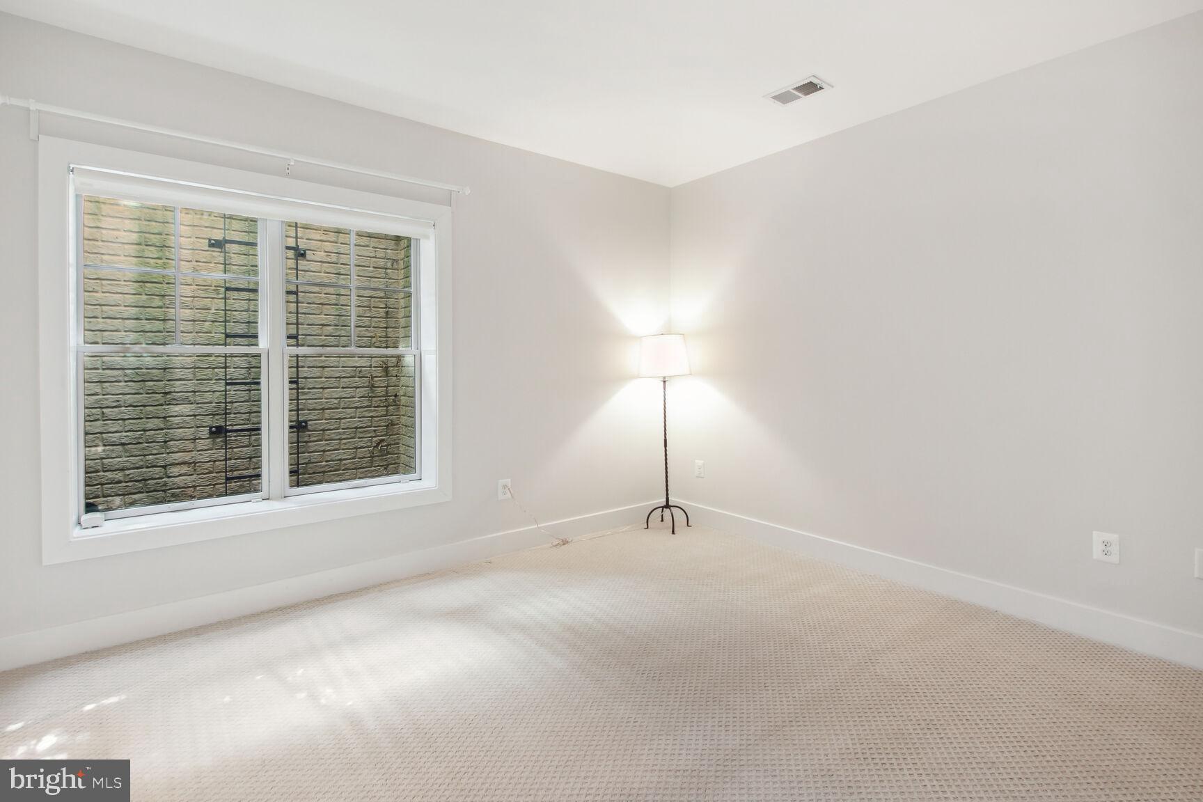 5504 Mohican Road Bethesda, MD 20816 - Photo 37 of 51