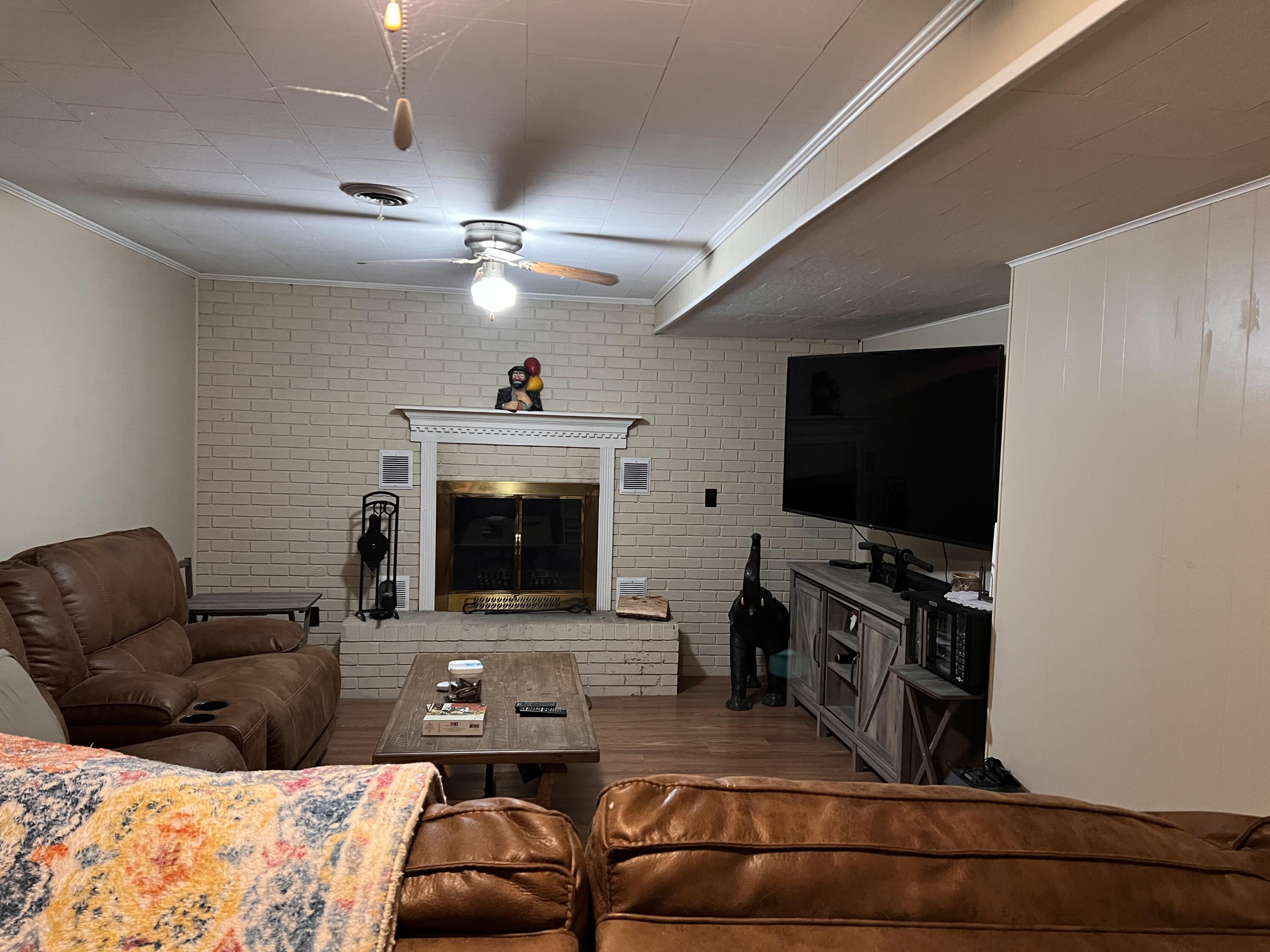 200 Laurel Drive Spring City, TN 37381 - Photo 20 of 36 IMG_1024