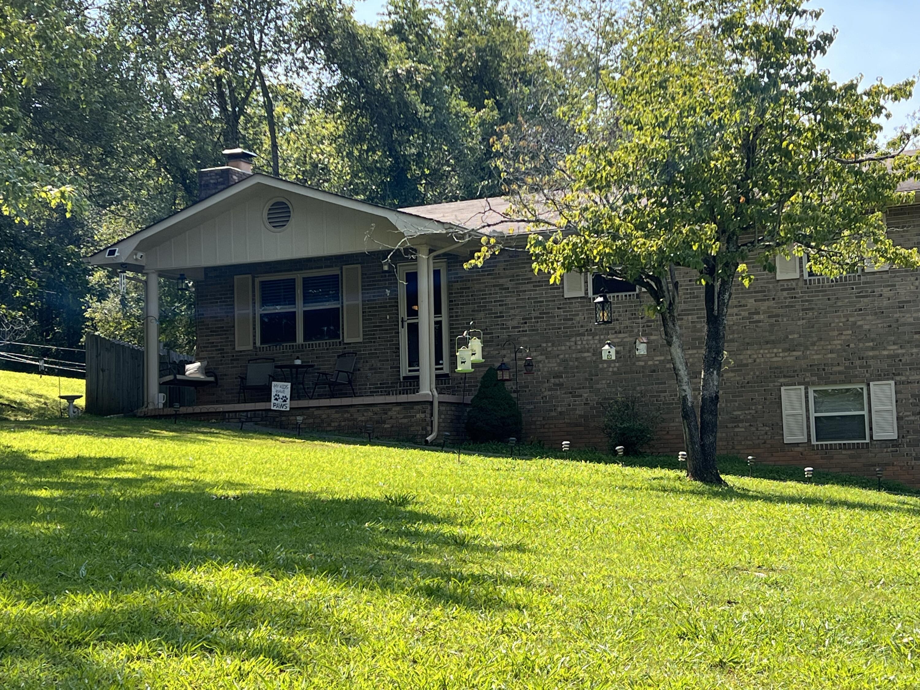 200 Laurel Drive Spring City, TN 37381 - Photo 2 of 36 IMG_1037