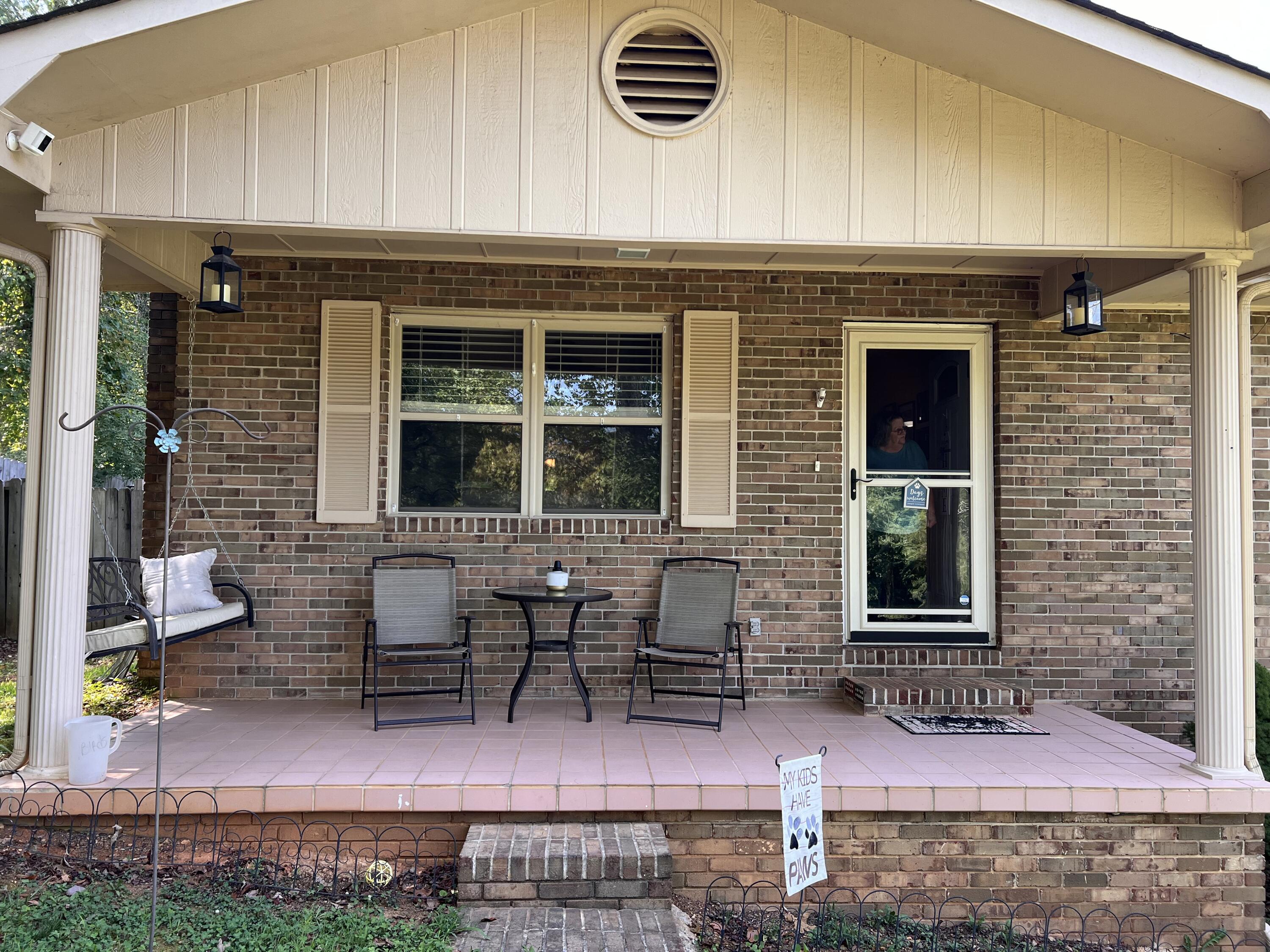 200 Laurel Drive Spring City, TN 37381 - Photo 3 of 36 IMG_1017