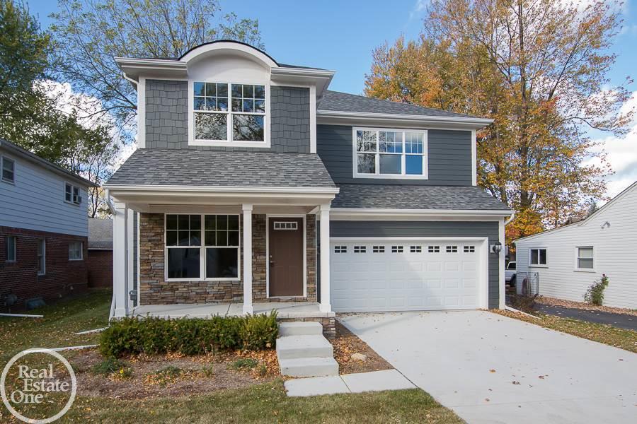 121 North Helen Avenue Rochester, MI 48307 - Photo 1 of 12