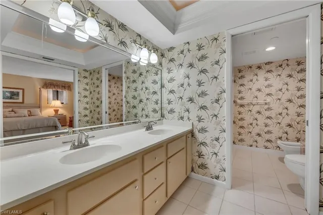 $775,000 | 6040 Pelican Bay Boulevard, Unit D105, Naples, FL 34108