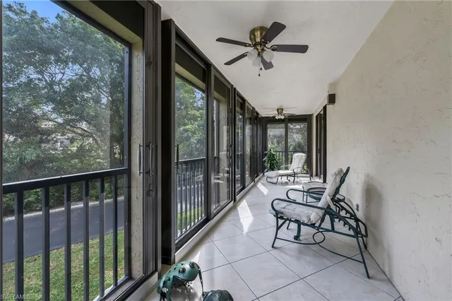 $775,000 | 6040 Pelican Bay Boulevard, Unit D105, Naples, FL 34108