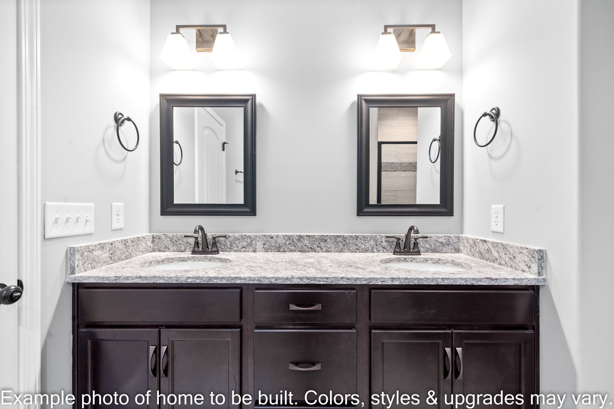 929 Inverness Lane Clarksville, TN 37043 - Photo 22 of 42 a bathroom with a sink and a mirror