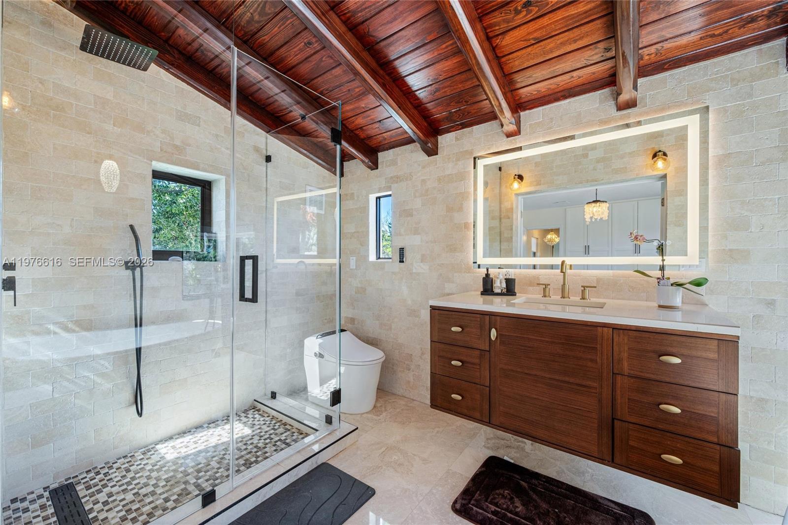 5135 Alton Road Miami Beach, FL 33140 - Photo 20 of 46