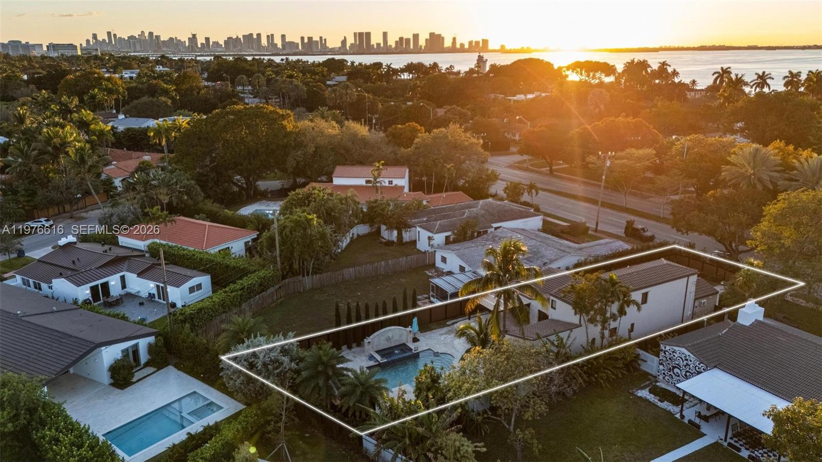 5135 Alton Road Miami Beach, FL 33140 - Photo 44 of 46