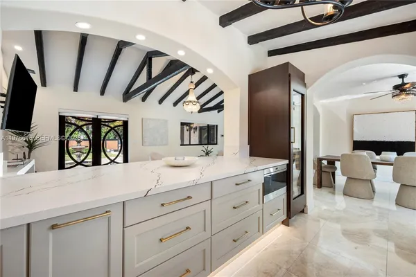 $3,150,000 | 5135 Alton Road, Miami Beach, FL 33140