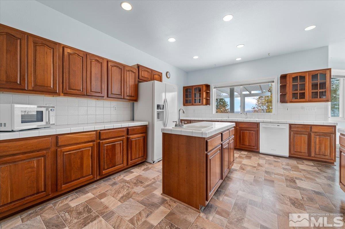 13915 North Red Rock Road Reno, NV 89508 - Photo 8 of 40 Photo 8
