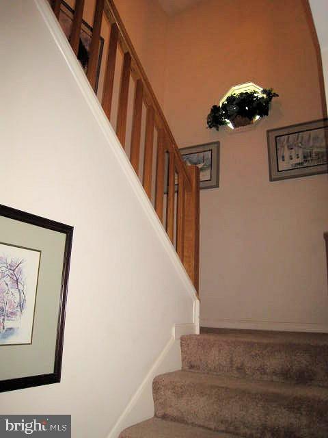 1004 Cambridge Road Palmyra, PA 17078 - Photo 4 of 9 Gallery Image 4