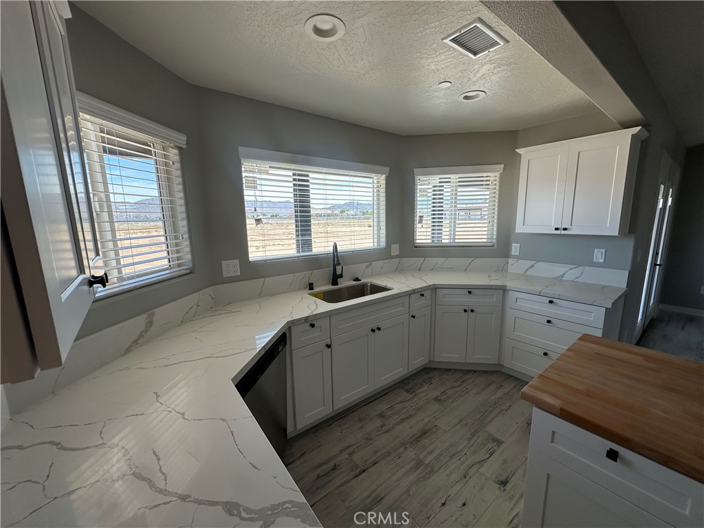 15009 Temecula Road Apple Valley, CA 92307 - Photo 18 of 64