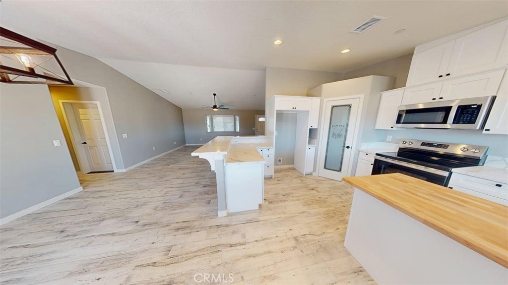 15009 Temecula Road Apple Valley, CA 92307 - Photo 49 of 64