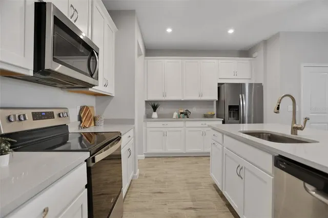 $348,500 | 5615 Brooklet Wds Drive, Wesley Chapel, FL 33545