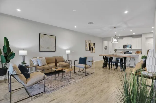 $348,500 | 5615 Brooklet Wds Drive, Wesley Chapel, FL 33545