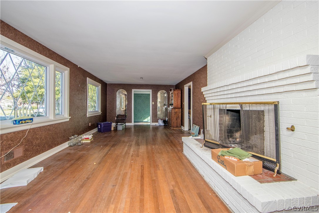 7701 Sweetbriar Road Henrico, VA 23229 - Photo 3 of 15 Gallery Image 3