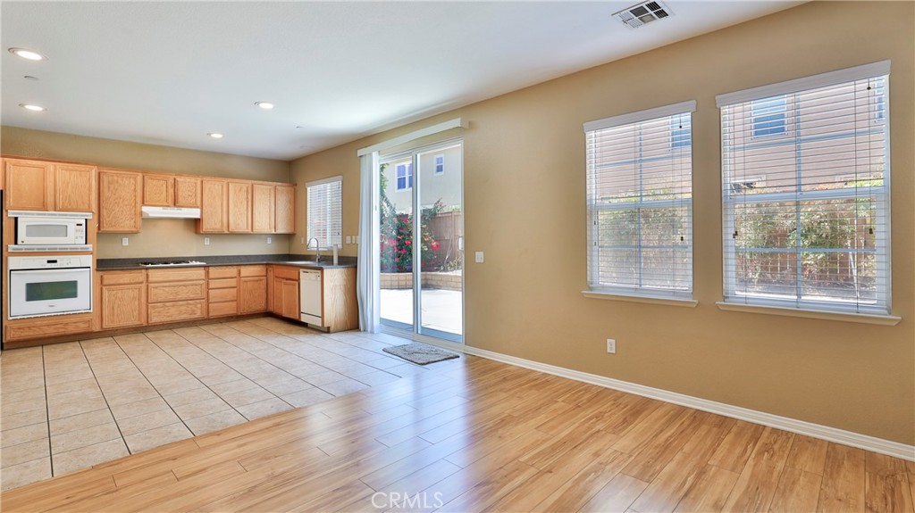 1765 Yvonne Court Riverside, CA 92501 - Photo 11 of 60