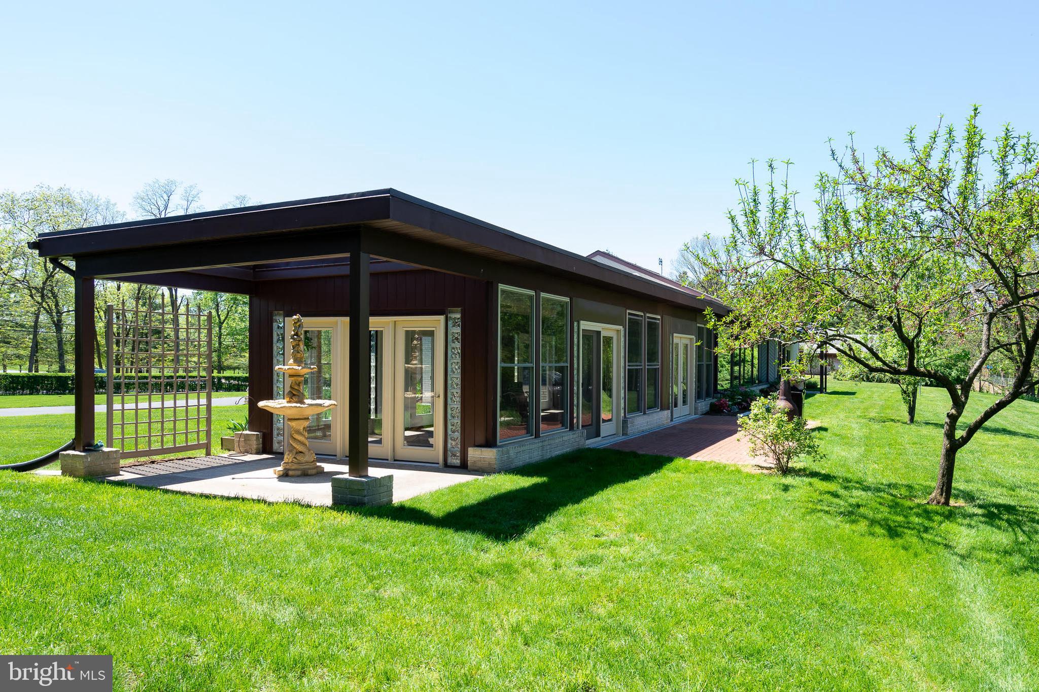 2236 Goose Valley Road Harrisburg, PA 17110 - Photo 6 of 36 Gallery Image 6