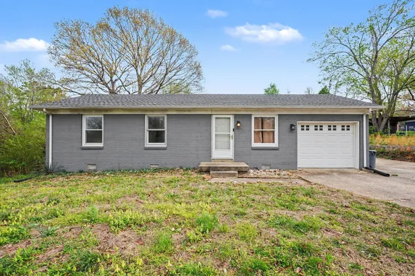 $255,000 | 10135 West Oak Drive, Bon Aqua, TN 37025