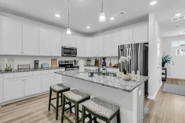 $305,000 | 493 Trotters Lane, Moncks Corner, SC 29461