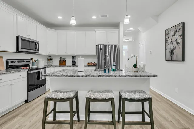 $305,000 | 493 Trotters Lane, Moncks Corner, SC 29461