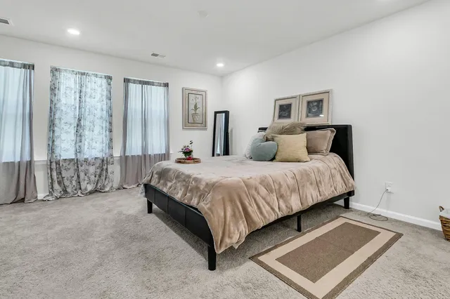 $305,000 | 493 Trotters Lane, Moncks Corner, SC 29461