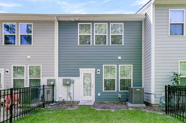 $305,000 | 493 Trotters Lane, Moncks Corner, SC 29461