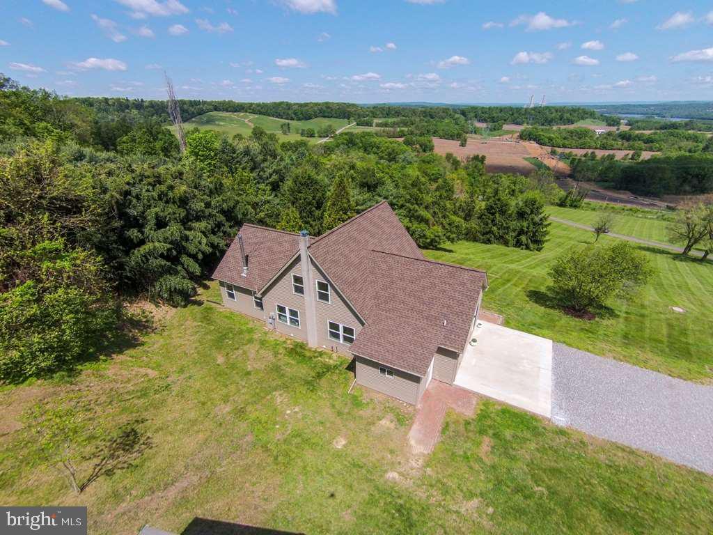 465 Saginaw Road Mount Wolf, PA 17347 - Photo 5 of 35 Gallery Image 5