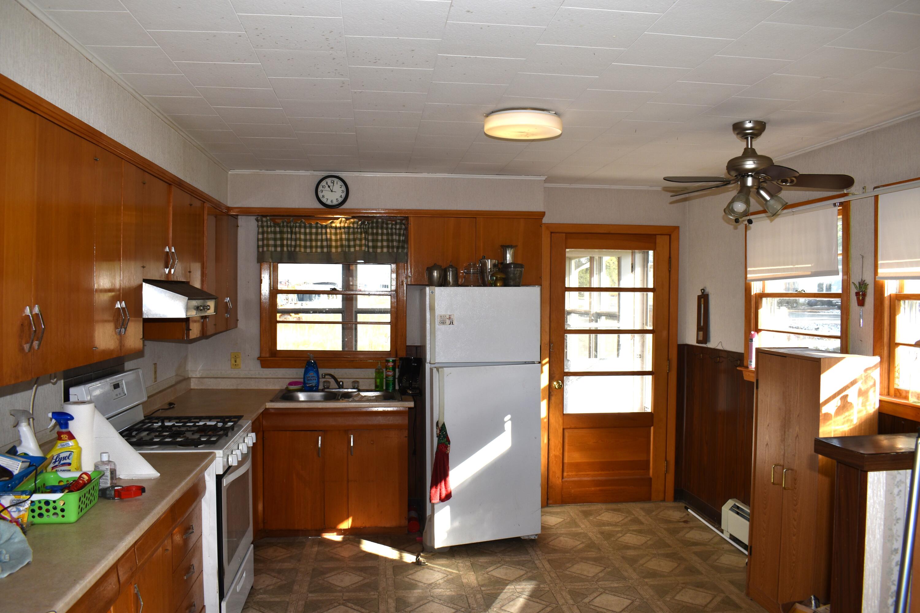 2920 Lee Road Lee, ME 04455 - Photo 6 of 27 DSC_0585