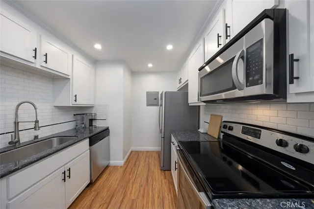 $419,000 | 7890 East Spring Street, Unit 24B, Long Beach, CA 90815