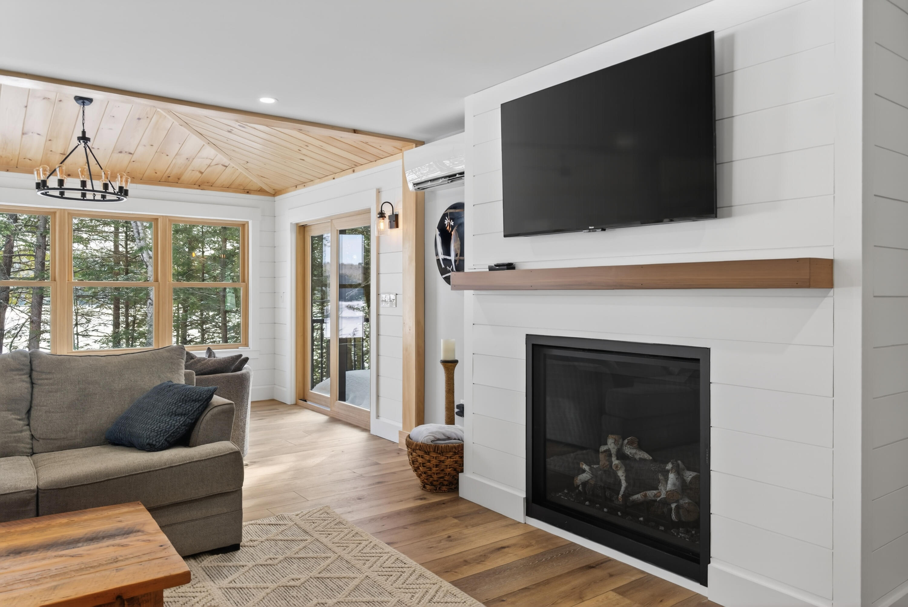 90 Macomber Road Readfield, ME 04355 - Photo 19 of 61 DSC08403