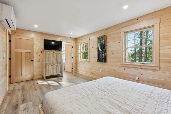 $1,695,000 | 90 Macomber Road, Readfield, ME 04355