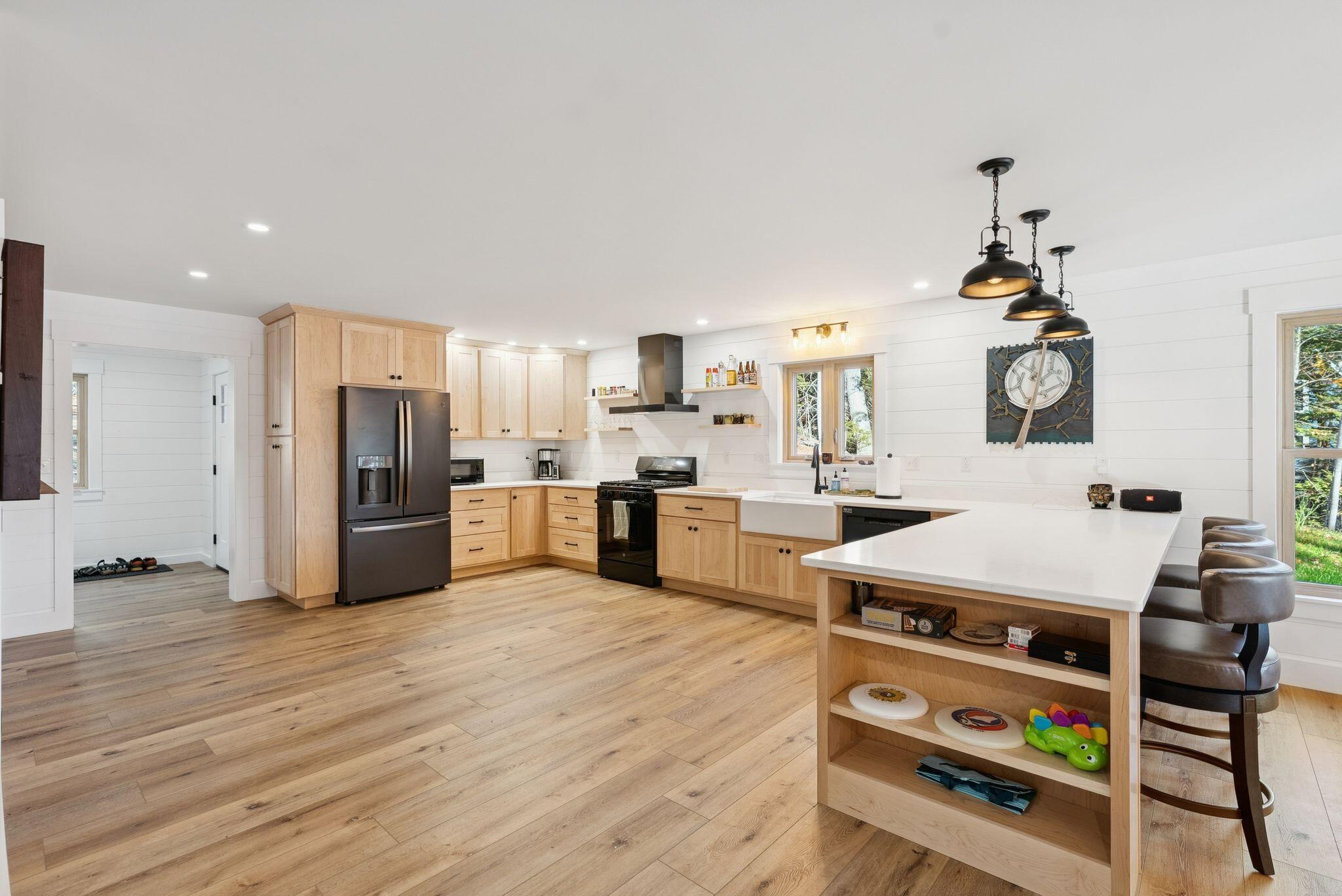 90 Macomber Road Readfield, ME 04355 - Photo 8 of 61 DSC05155