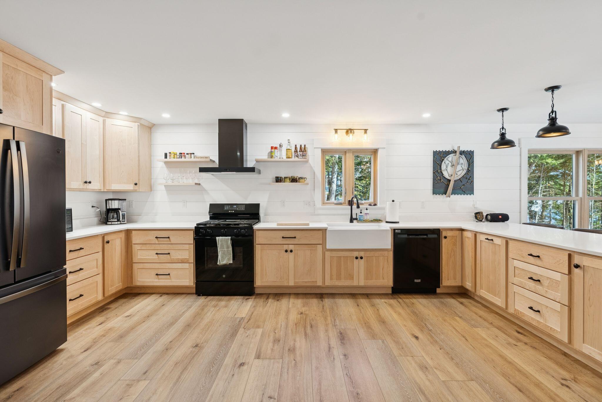 90 Macomber Road Readfield, ME 04355 - Photo 9 of 61 DSC05160