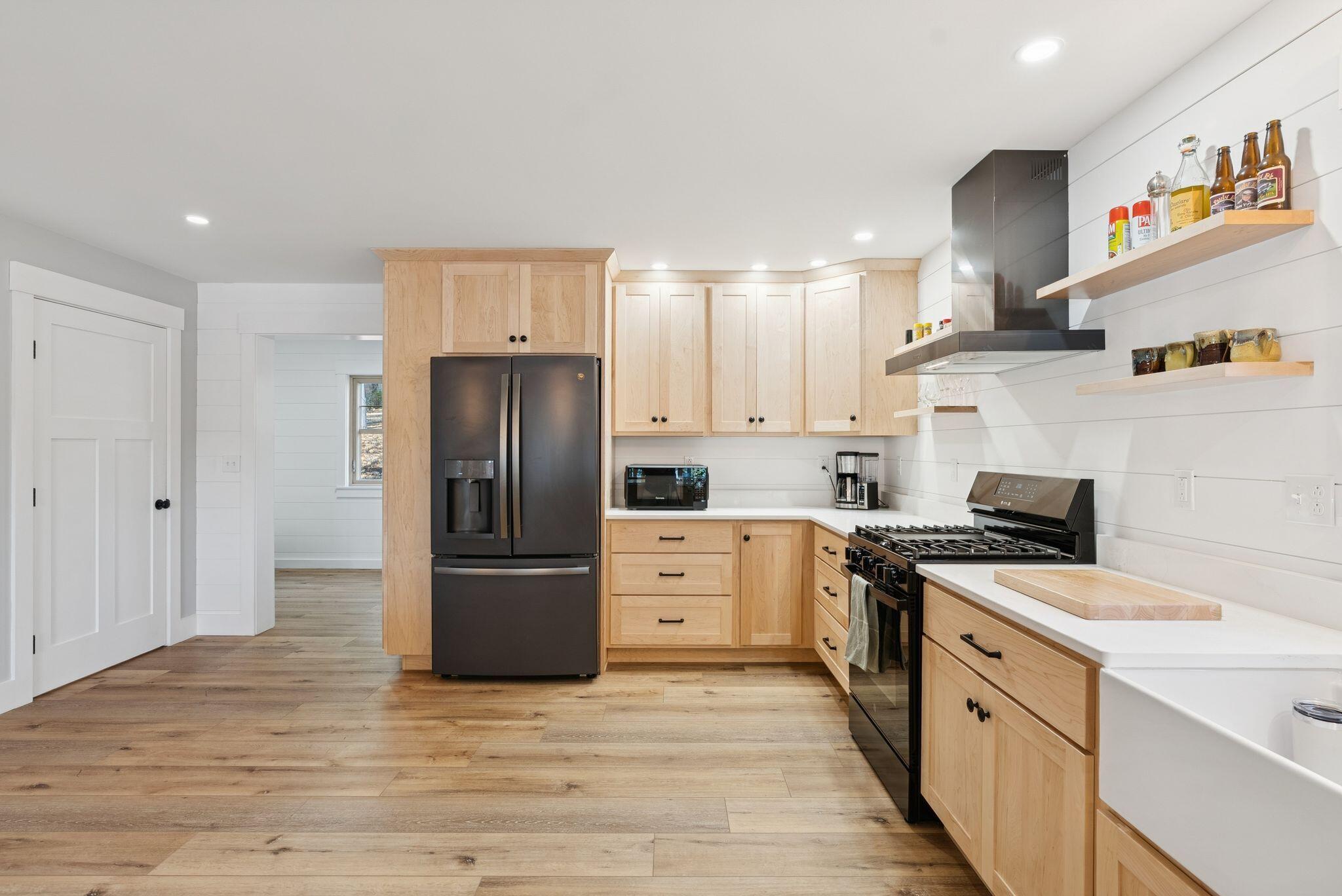 90 Macomber Road Readfield, ME 04355 - Photo 10 of 61 DSC05165