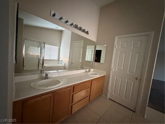 $2,250 | 2924 Covatta Court, North Las Vegas, NV 89086