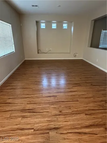 $2,250 | 2924 Covatta Court, North Las Vegas, NV 89086