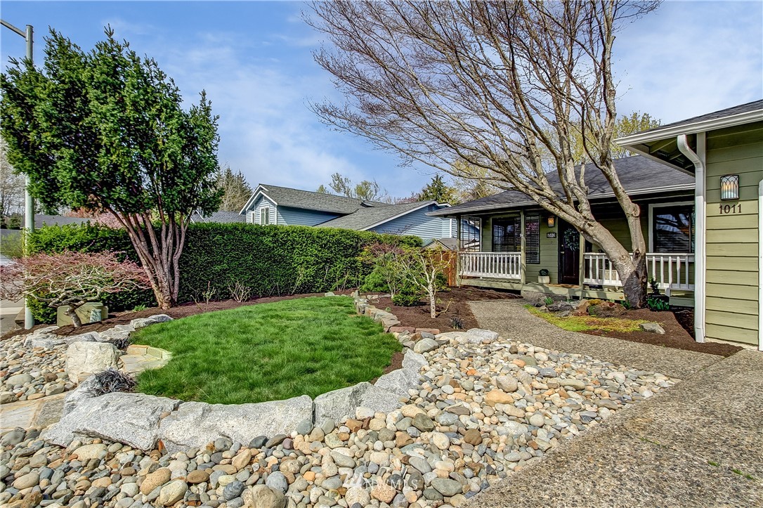 1011 233rd Place Southwest Bothell, WA 98021 - Photo 3 of 25