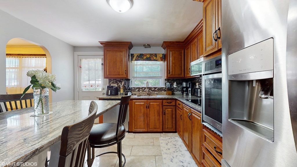 34 Althea Road Randolph, MA 02368 - Photo 4 of 20 Gallery Image 4