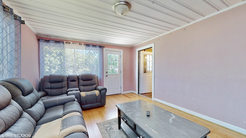 34 Althea Road Randolph, MA 02368 - Photo 10 of 20 Gallery Image 10