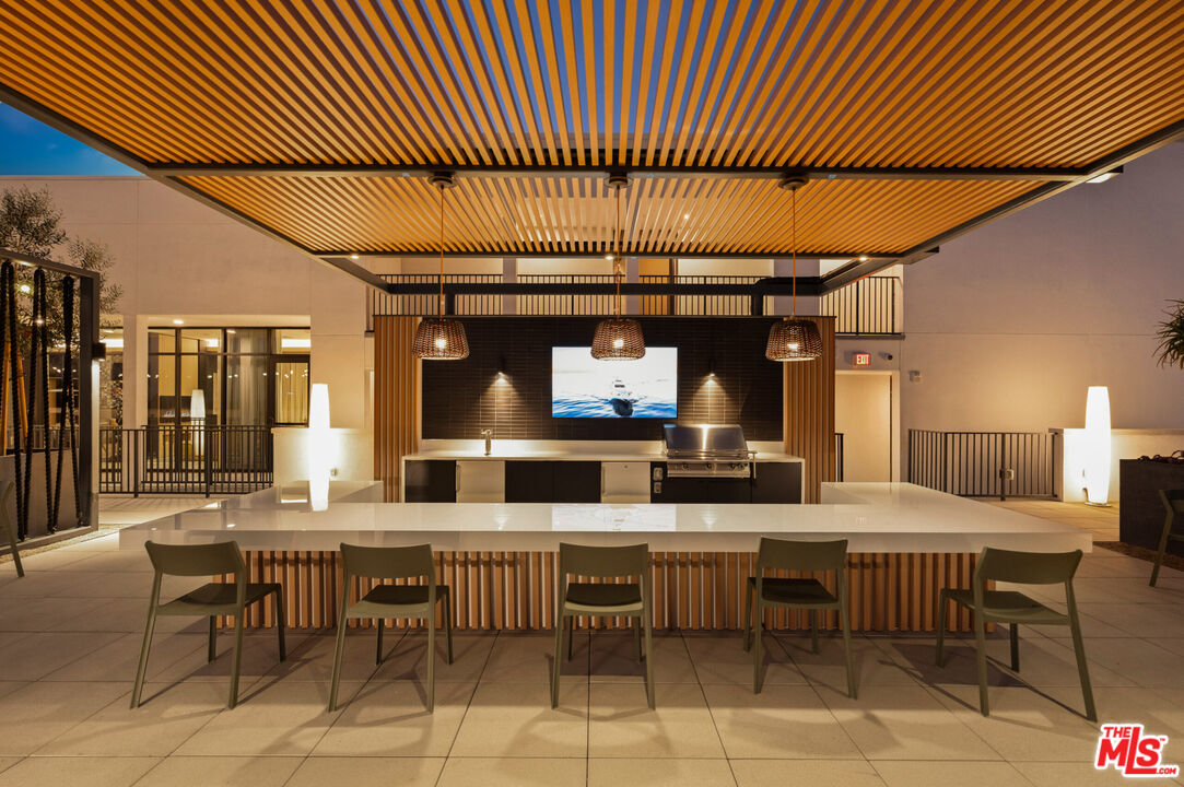 2455 Overland Avenue, Unit 322 Los Angeles, CA 90064 - Photo 8 of 21