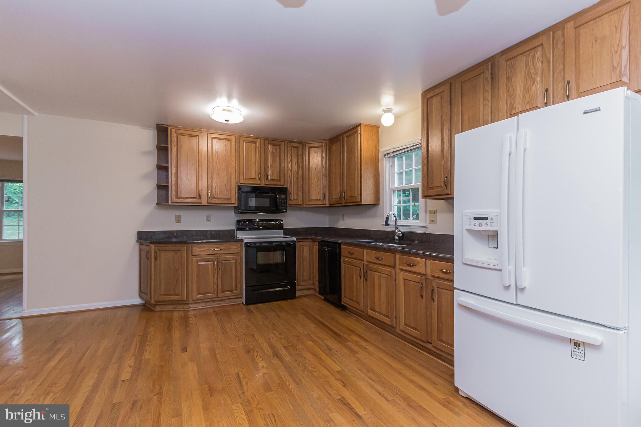 11003 Ring Road Reston, VA 20190 - Photo 9 of 30