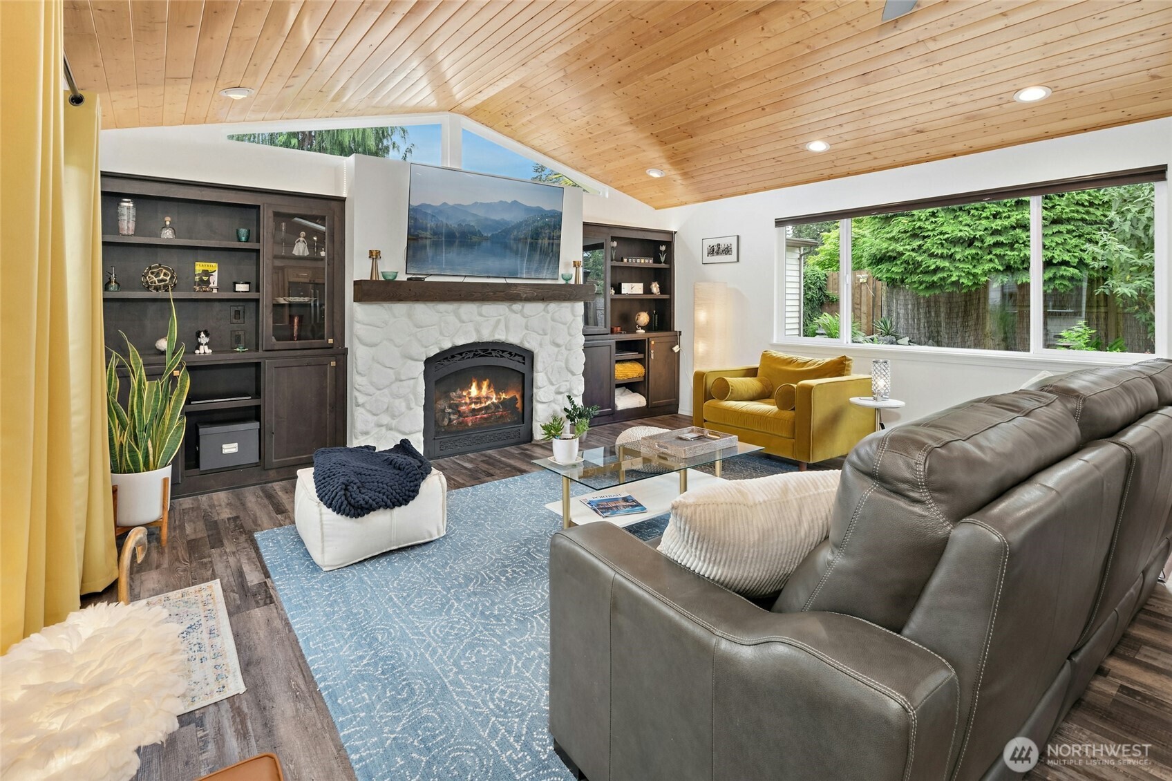 237 South 186th Street Burien, WA 98148 - Photo 1 of 39