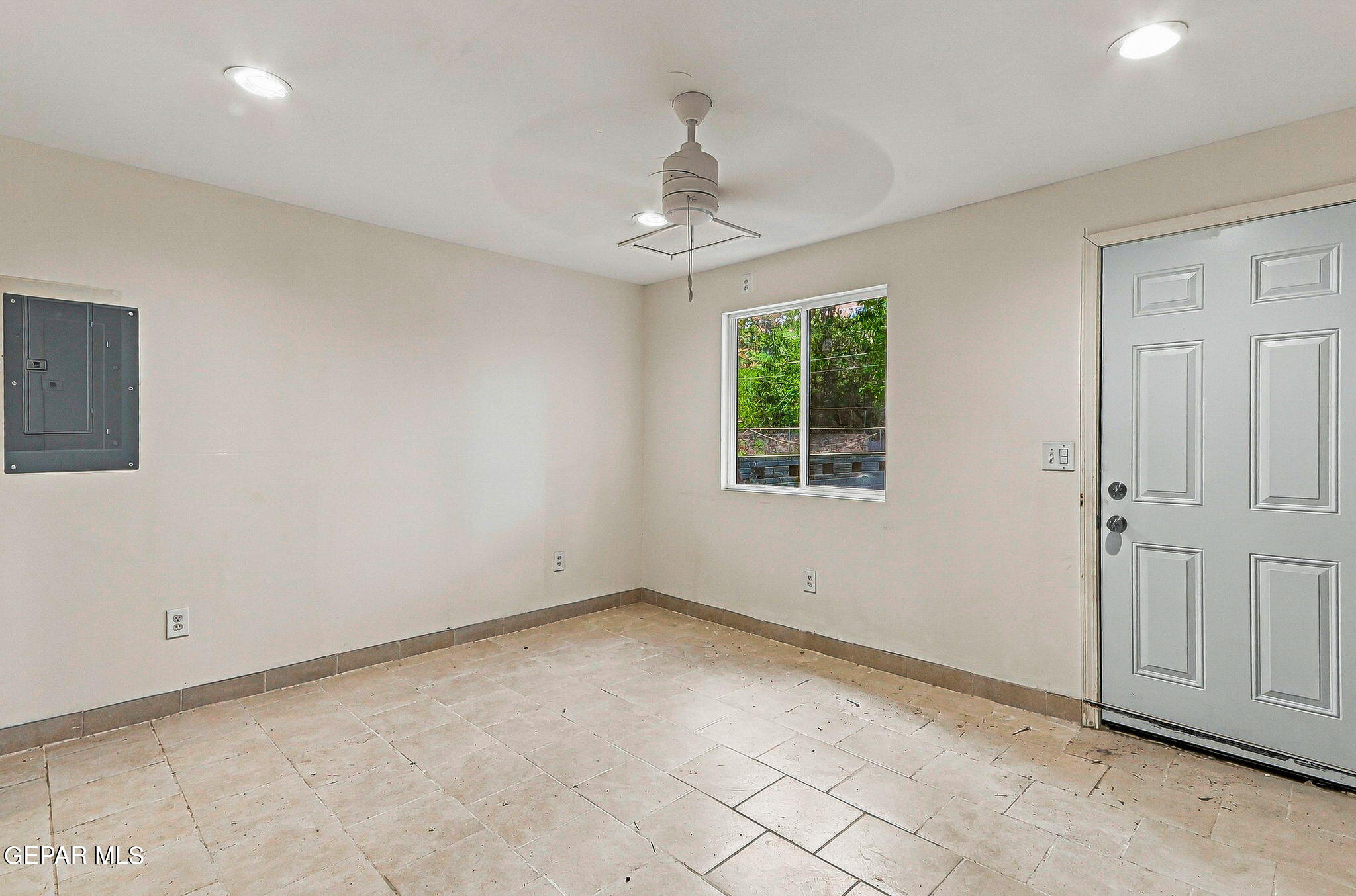 241 Riverside Drive El Paso, TX 79915 - Photo 30 of 45 30-web-or-mls-IMG_9811_1