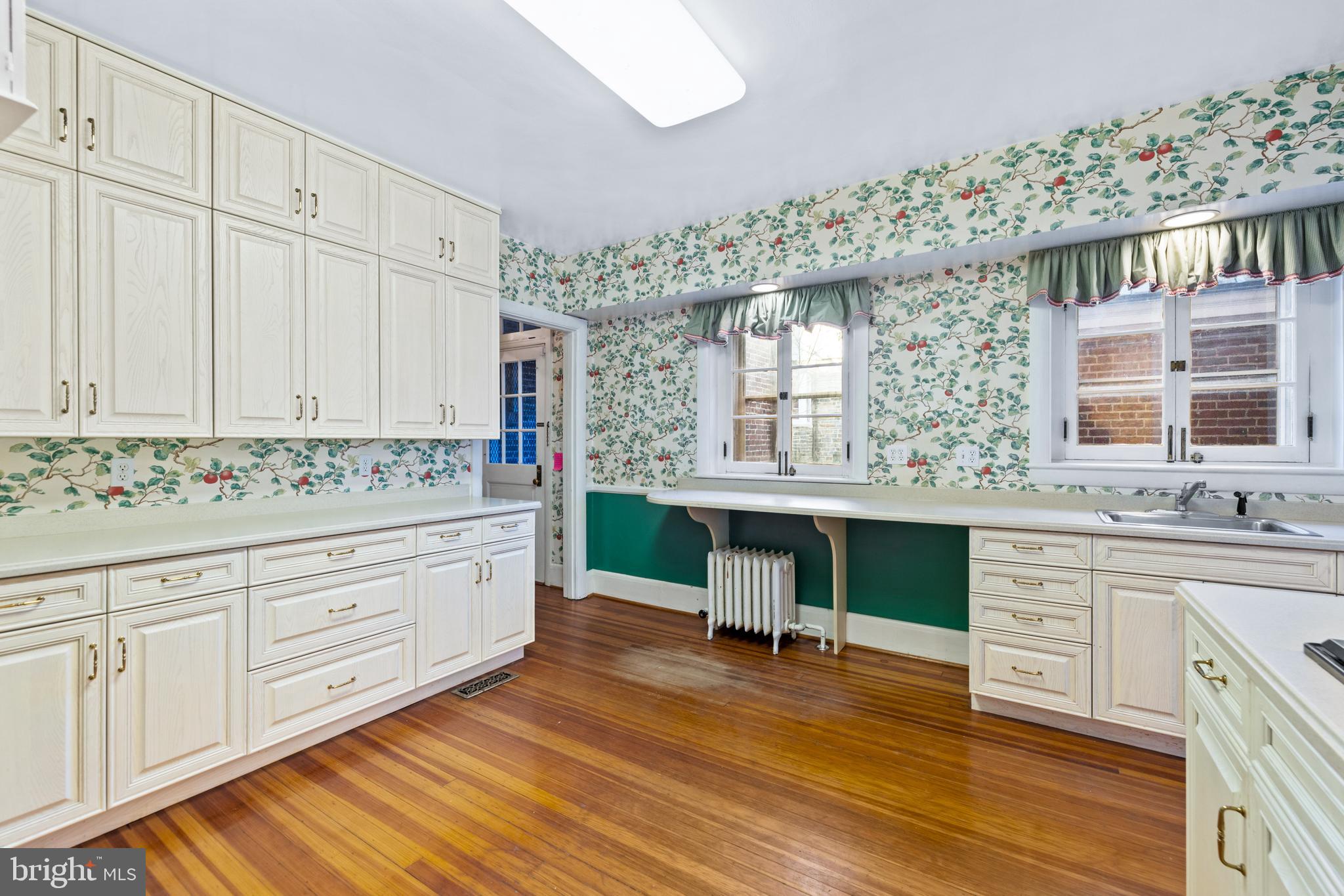 211 Wendover Road Baltimore, MD 21218 - Photo 20 of 70