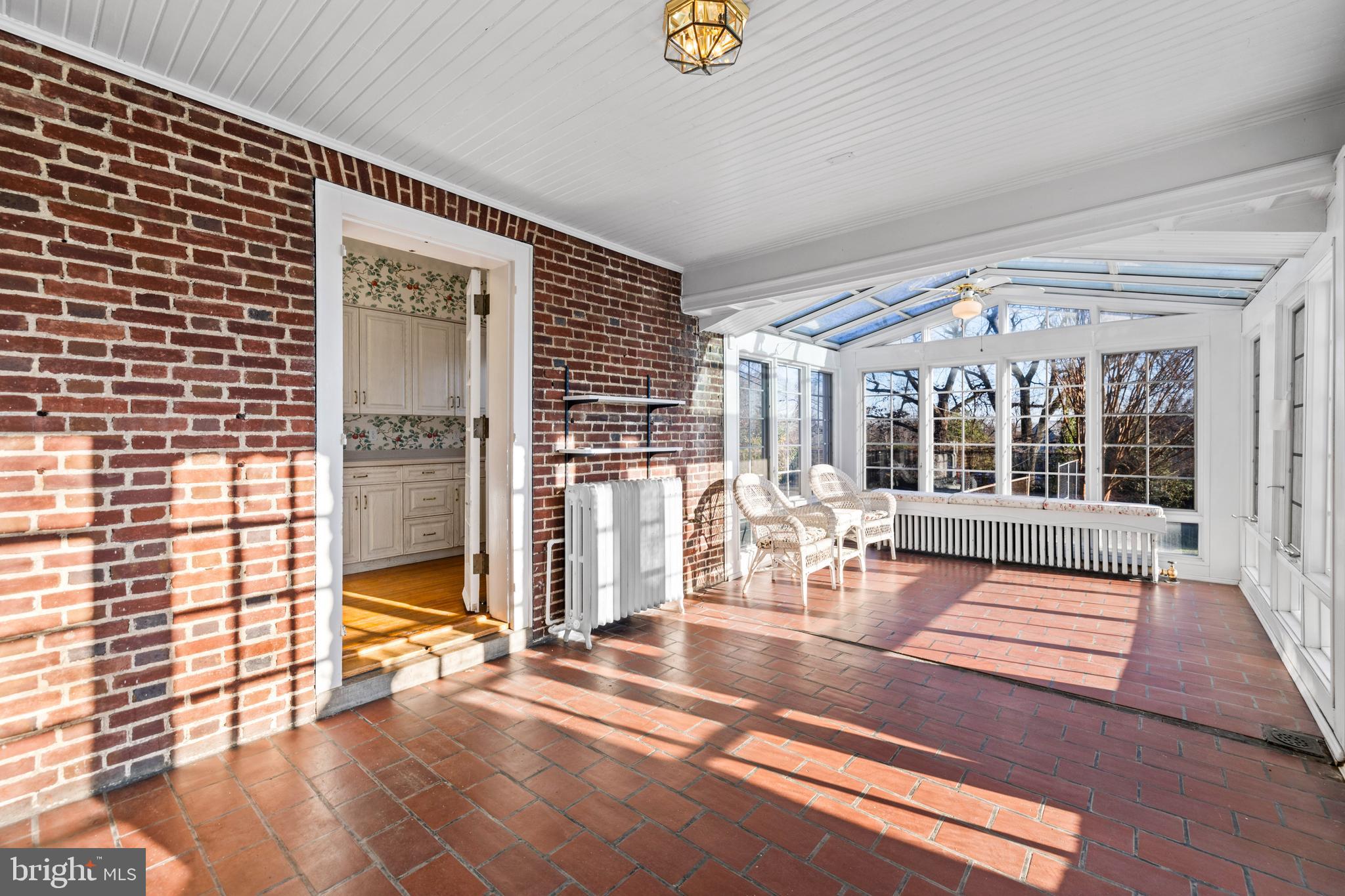 211 Wendover Road Baltimore, MD 21218 - Photo 23 of 70 Sunroom