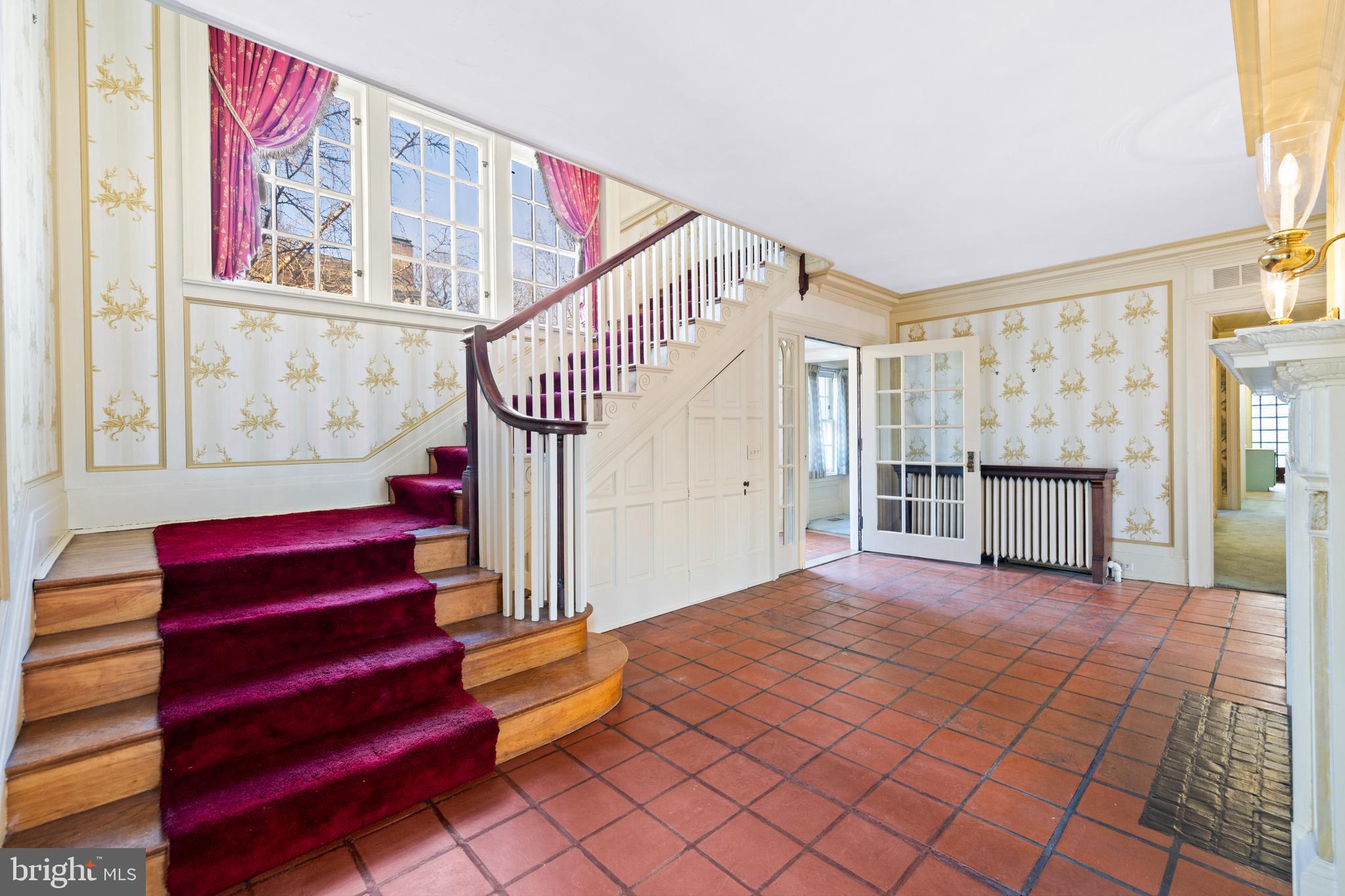 211 Wendover Road Baltimore, MD 21218 - Photo 31 of 70 Off to the 2nd Floor