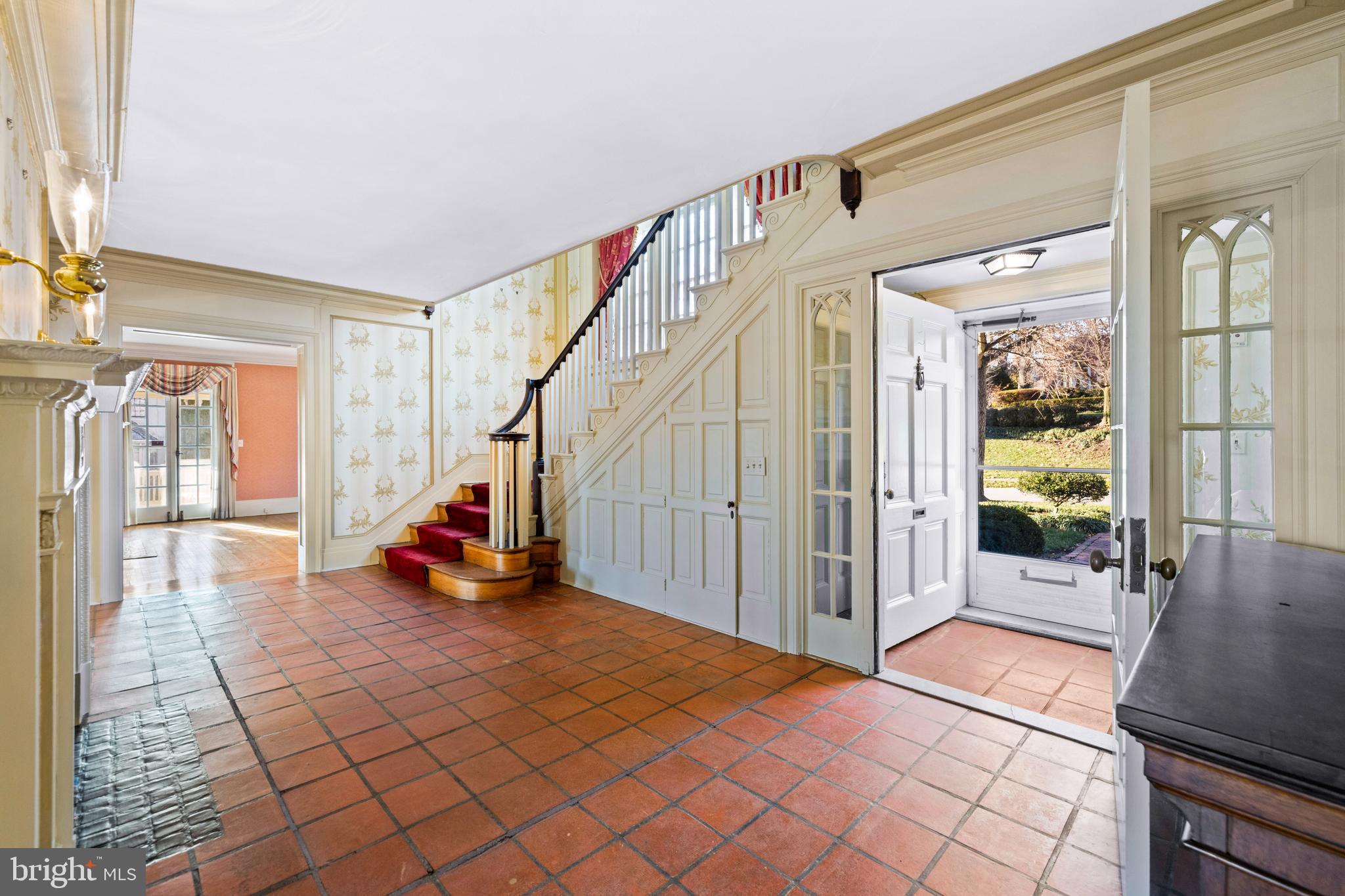 211 Wendover Road Baltimore, MD 21218 - Photo 9 of 70 Welcoming Foyer