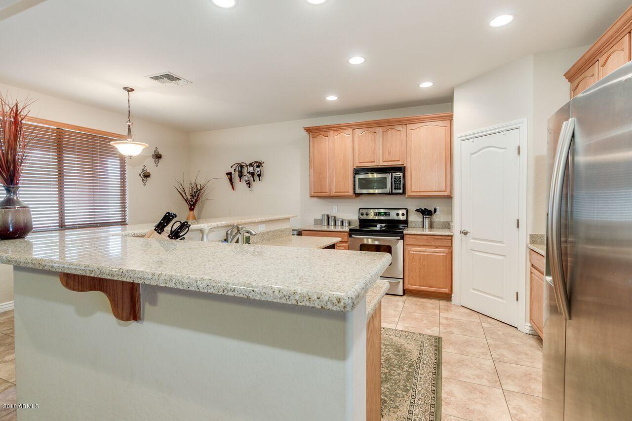 4746 South Emery Mesa, AZ 85212 - Photo 6 of 15 Kitchen