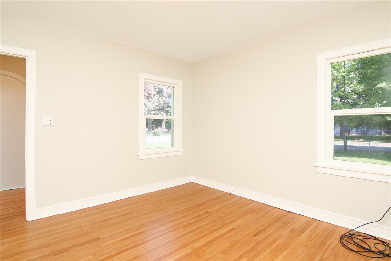 530 North Flora Road Spokane Valley, WA 99016 - Photo 5 of 20